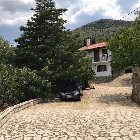 Gourgiana Apartments Andritsena Exterior foto