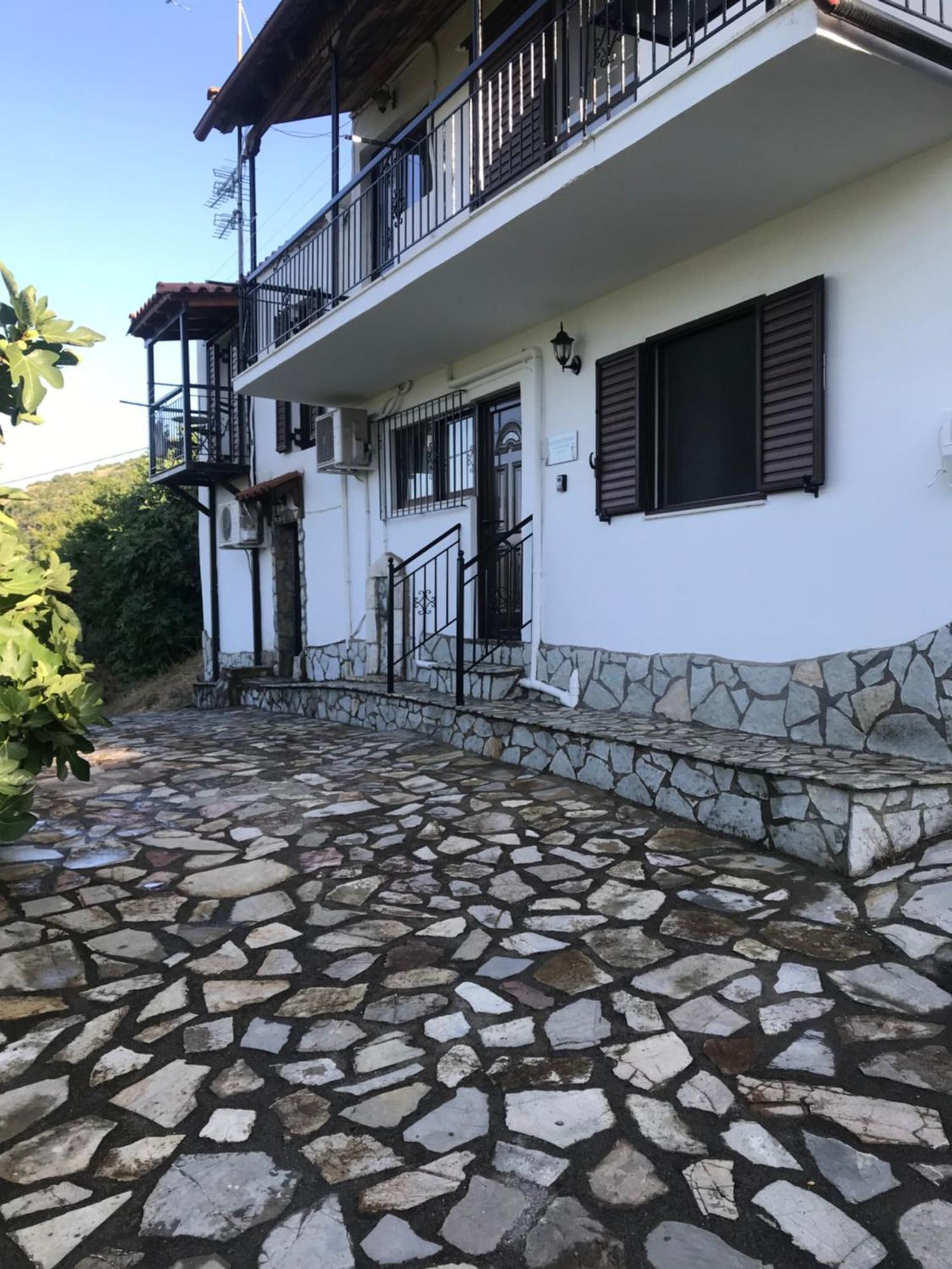 Gourgiana Apartments Andritsena Exterior foto